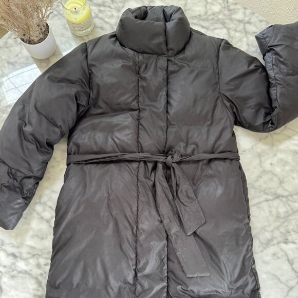 GAP Women’s Black Puffer Coat – Size M - Picture 1 of 4